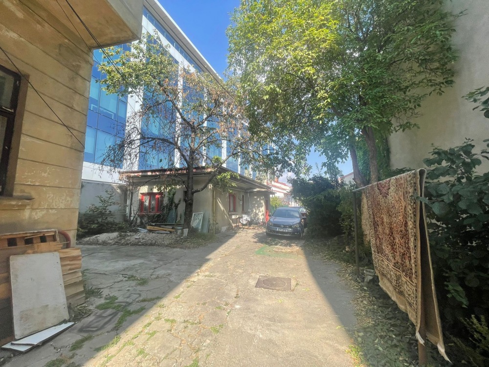sale Photo
